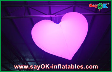 Treo trang trí chiếu sáng Inflatable cho đám cưới tim LED