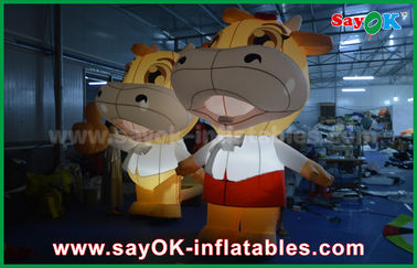 Tùy chỉnh động vật oxford vải inflatable phim hoạt hình gia súc bò với ánh sáng dẫn