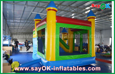 Trẻ em màu xanh / vàng thương mại nhà bounce inflatable với trượt 3 năm bảo hành