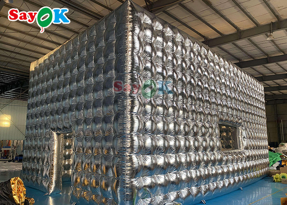 Chuồng cube bơm bằng bạc tùy chỉnh cho bữa tiệc đám cưới biểu diễn triển lãm sự kiện chuồng khí bơm