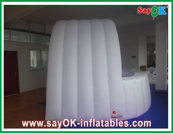 Lều làm việc bơm hơi dẫn ánh sáng thanh bơm hơi màu trắng bền cho lễ cưới Lều bơm tốt nhất