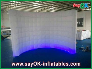 Bức tường có thể thổi led Light Curved Wall L3 X W1.5 X H2m With Blower Bức tường có thể thổi