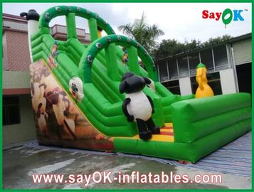 Industrial Inflatable Water Slides Green Inflatable Water Slide 0.55mm PVC Tarpaulin cho công viên giải trí