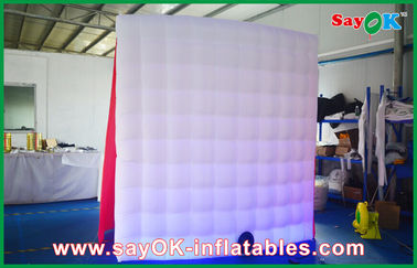 Camber Inflatable Party Photo Booth chống gió với đèn LED và rèm đỏ